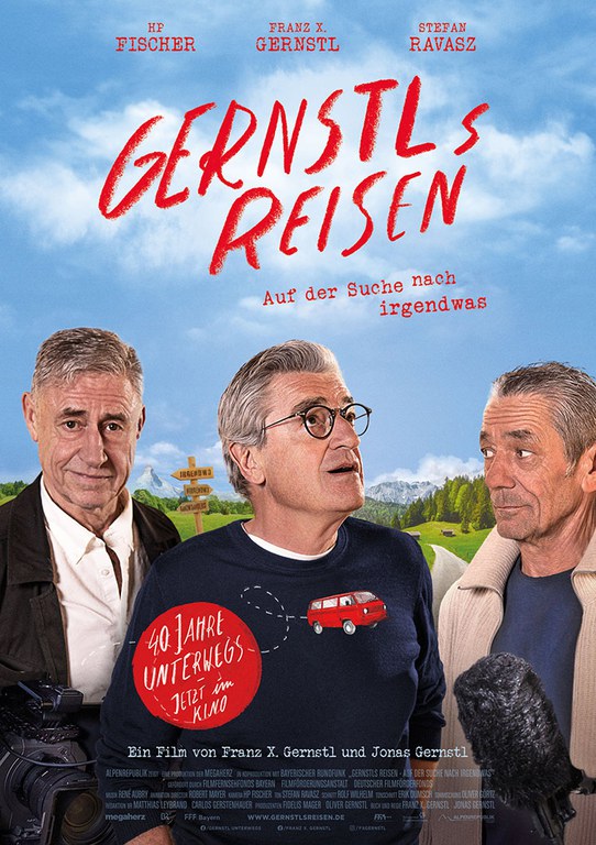 Openair Kino mit Liegestühlen -  Gernstls Reisen – Auf der Suche nach irgendwas